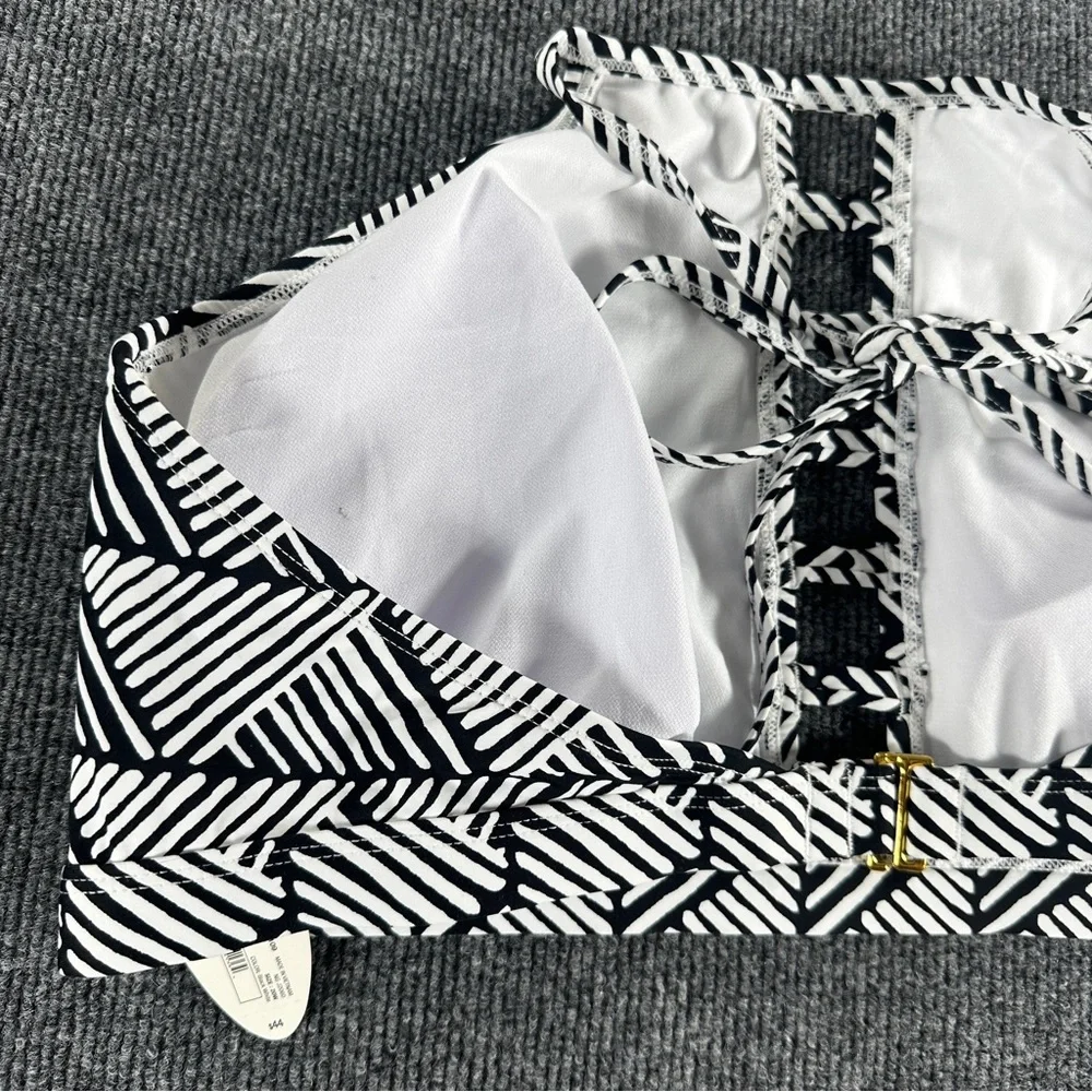 NEW‎ Mynah Geometric Black and White Clasp Back Bikini Top - Picture 7 of 8